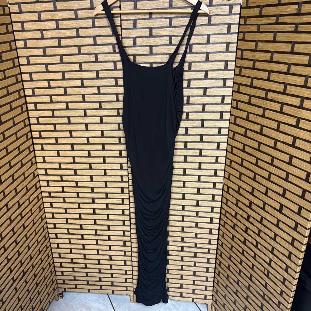 Good American Black Ruched Maxi Dress Size 3 (Size Large) - Picture 3 of 11